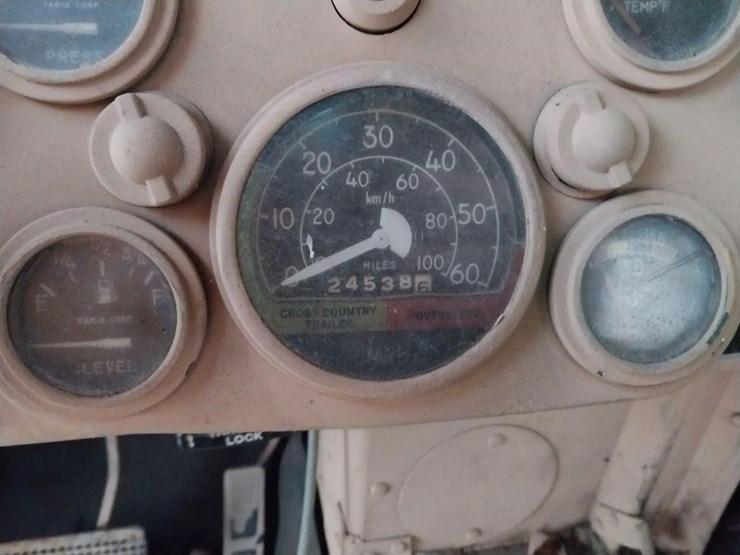 am-general-m998-image-8