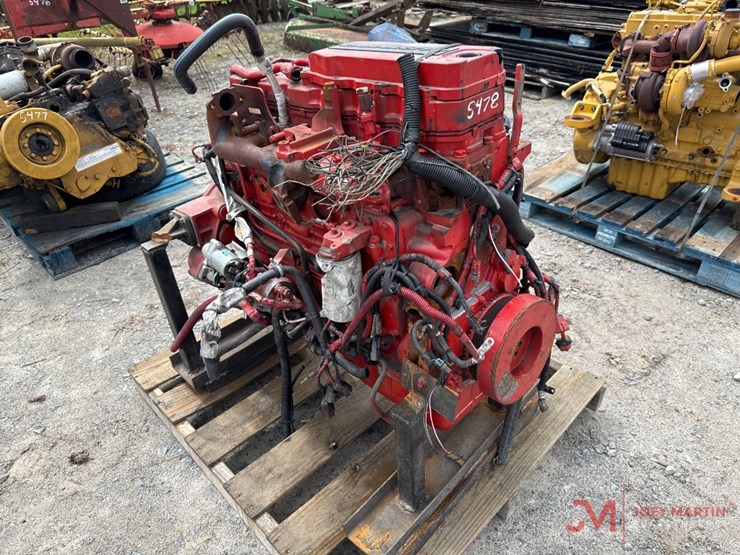 cummins-isb6.7-220-diesel-engine-image-1
