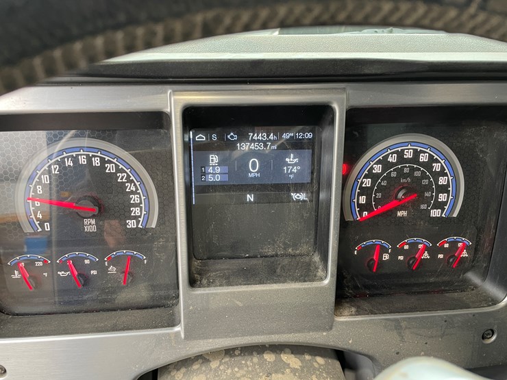 #1059-•-2021-mack-gr104b-quad-axle-dump-truck-(title-in-delay)-image-47