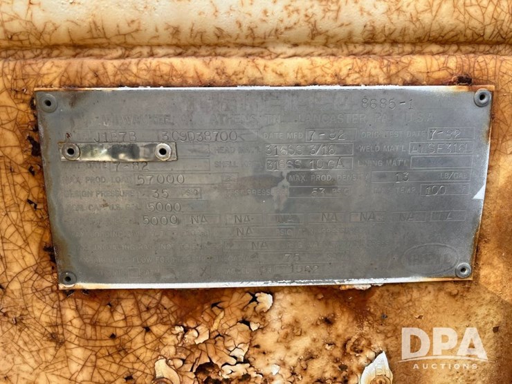 1982-heil-trailer-image-22