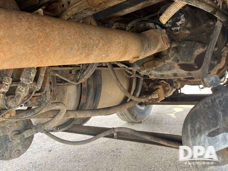 1993-white-gmc-liquid-truck-(dr8592-unit-129952)-image-54