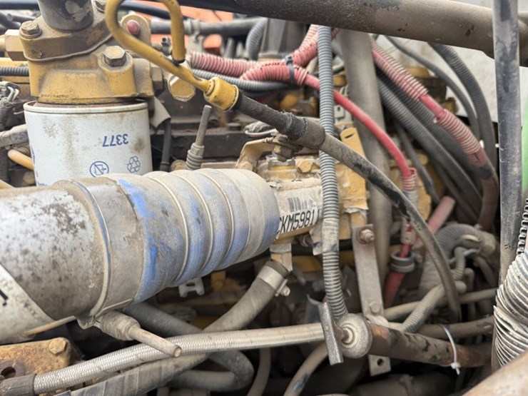 2002-caterpillar-3126-image-13