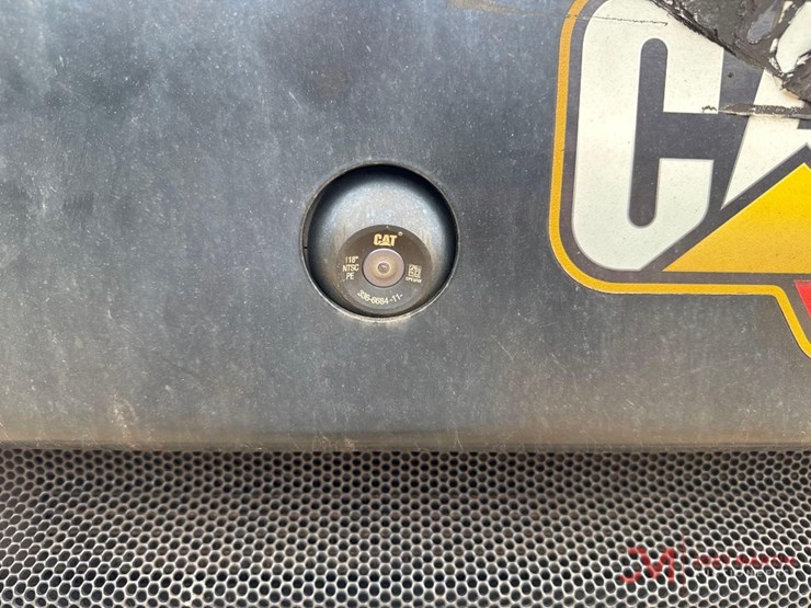 2023-caterpillar-259d3-image-15