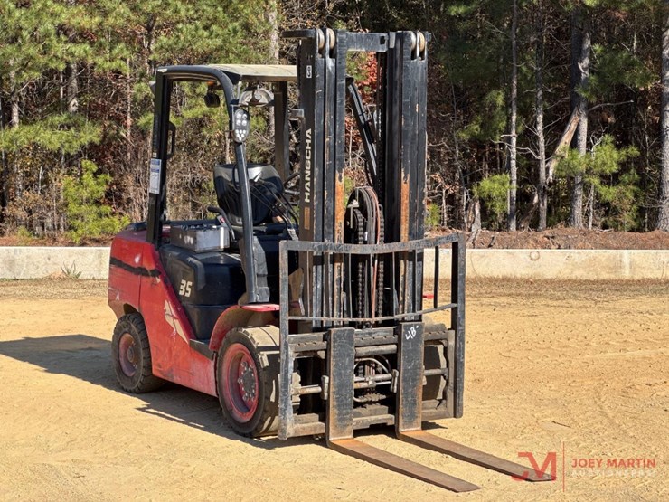 2022-hangcha-cd35-xw97f-straight-mast-forklift-image-1
