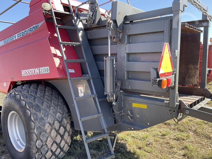 2013-massey-ferguson-2190-image-9