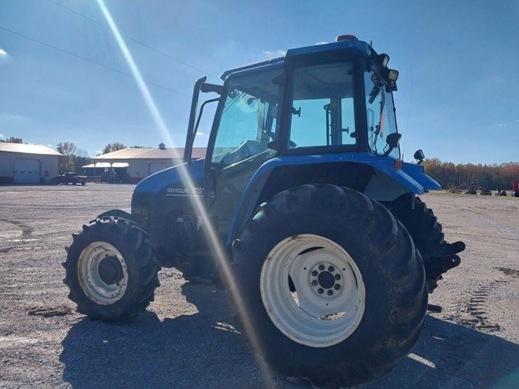 2003-new-holland-ts110-image-9