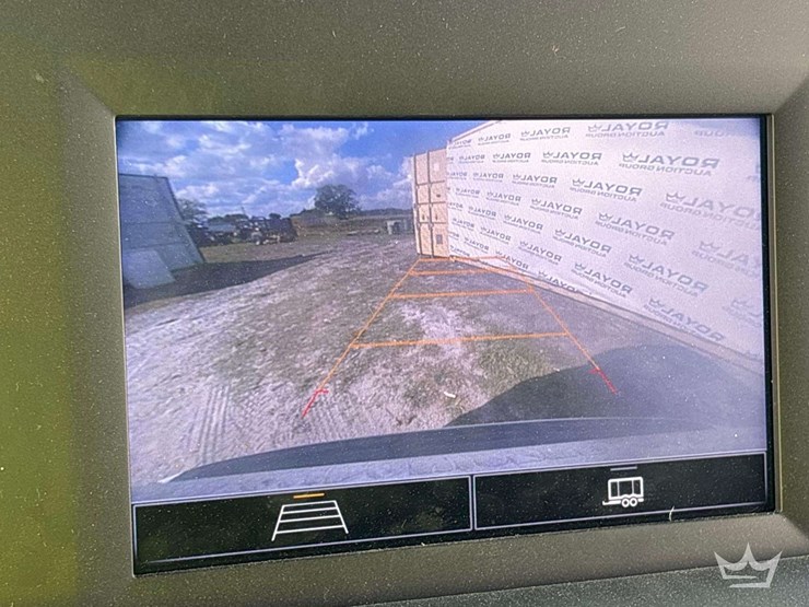 2023-chevrolet-tahoe-image-18