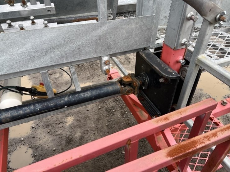 15'-scaffolding-trailer-image-16