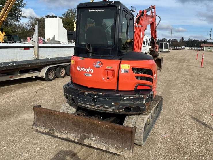 2023-kubota-kx040-4-image-8