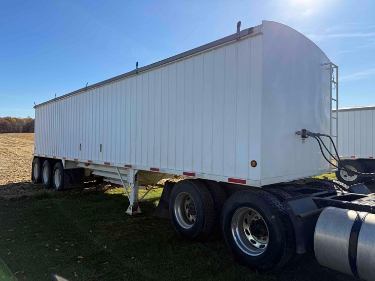 agri-trader-hopper-bottom-image-5