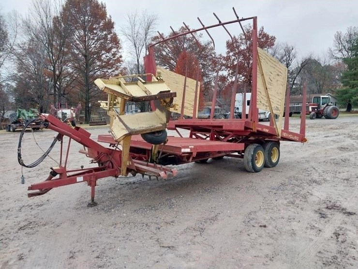 new-holland-1033-image-1