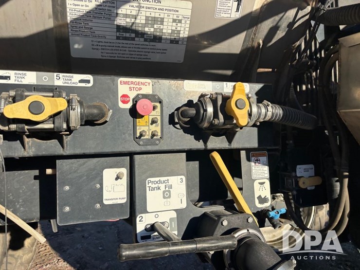 2010-case-ih-2010-image-37