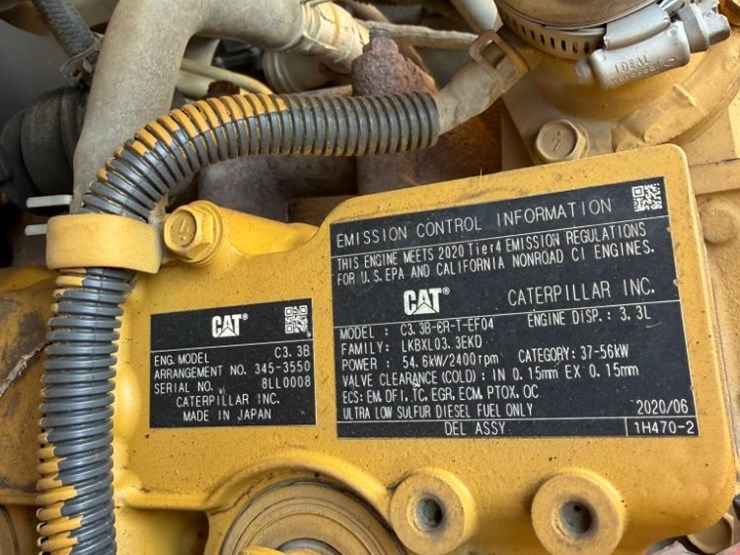 2022-caterpillar-279d3-image-39