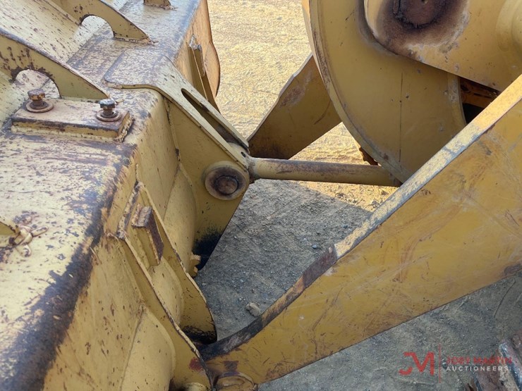 2000-caterpillar-953c-image-12