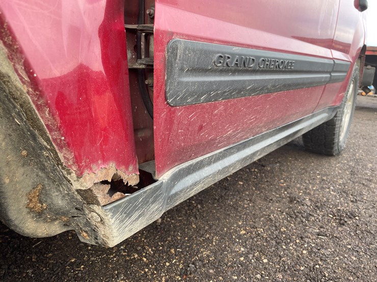 2005-jeep-grand-cherokee-laredo-image-23