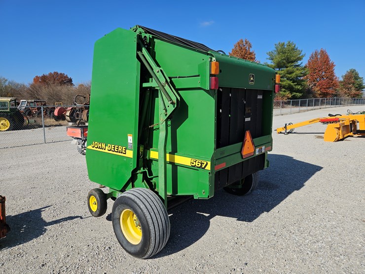 2001-john-deere-567-image-7