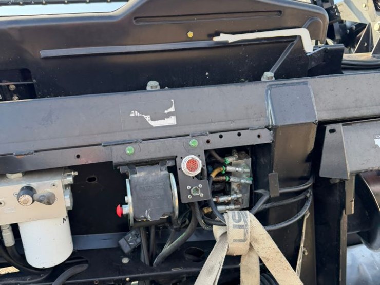 2013-mac-don-fd75-image-26