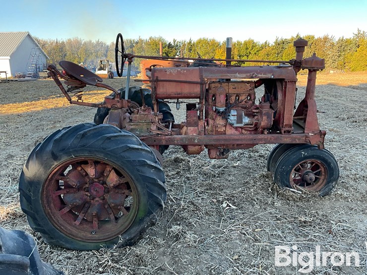 1937-international-3-image-4