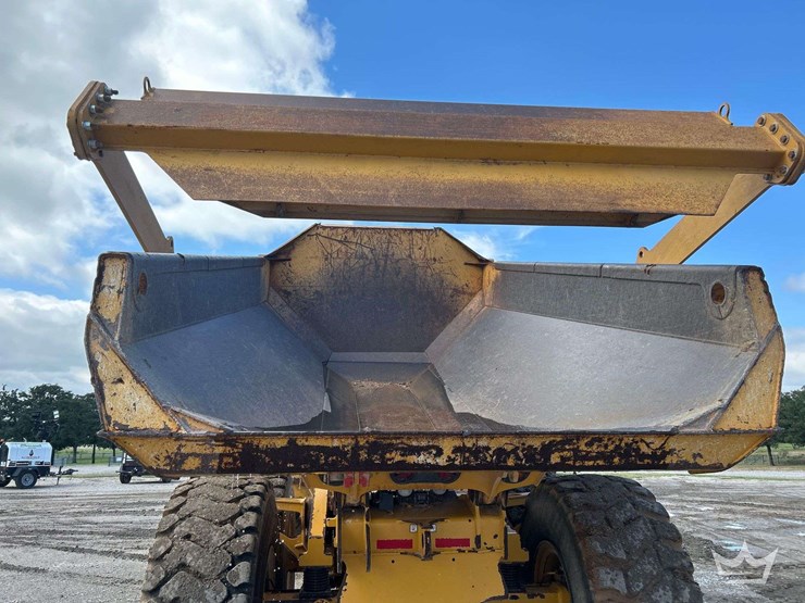 2018-bell-b30e-image-16