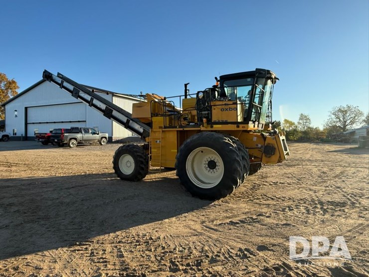 2012-oxbo-8435-image-12