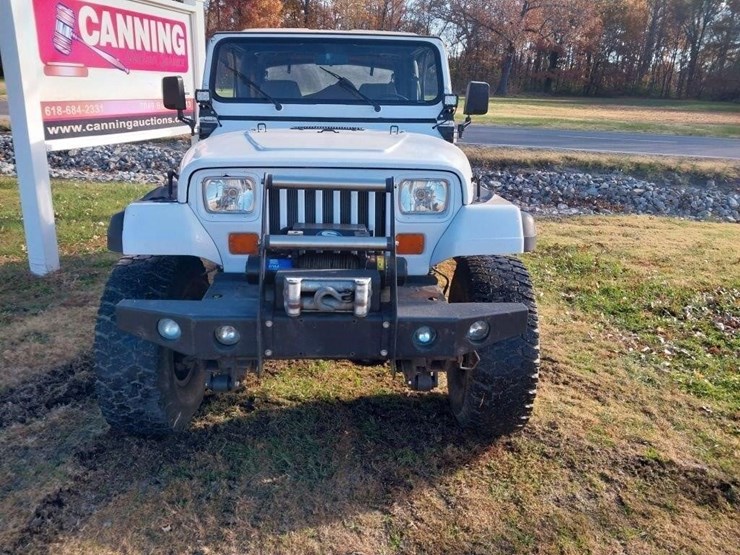 1994-jeep-wrangler-image-2