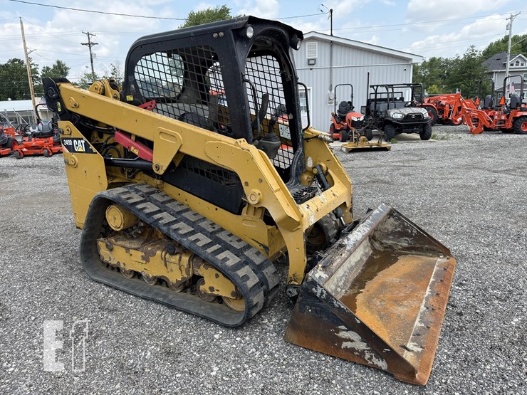 2019-caterpillar-249d-image-7