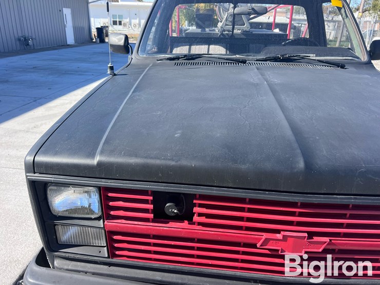 1986-chevrolet-custom-deluxe-image-12