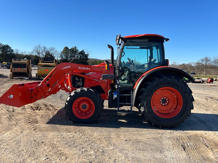 kubota-m6-111-image-2