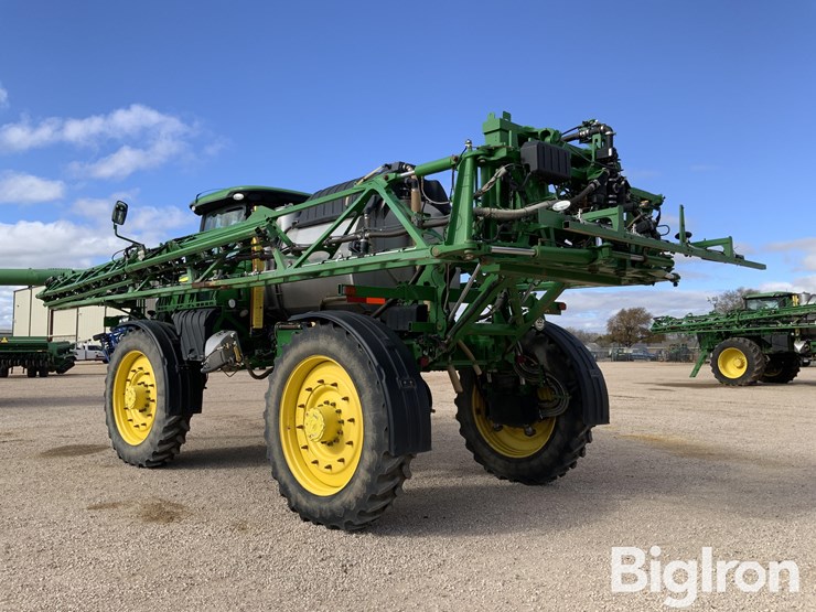 2021-john-deere-r4045-image-7