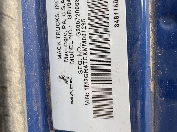 #1059-•-2021-mack-gr104b-quad-axle-dump-truck-(title-in-delay)-image-51