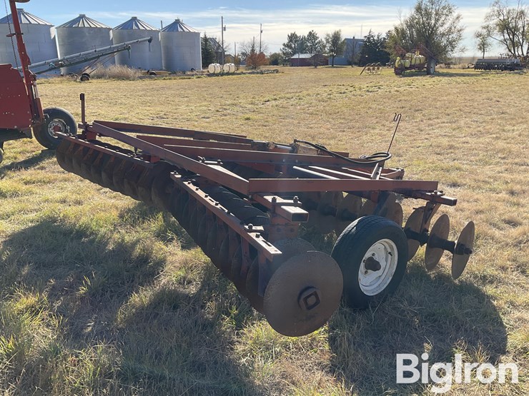 international-330-image-5