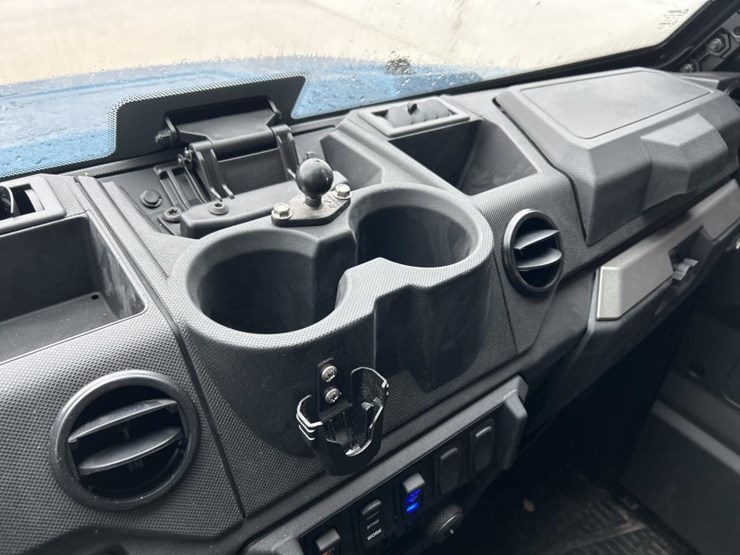 2025-polaris-ranger-xp-image-33