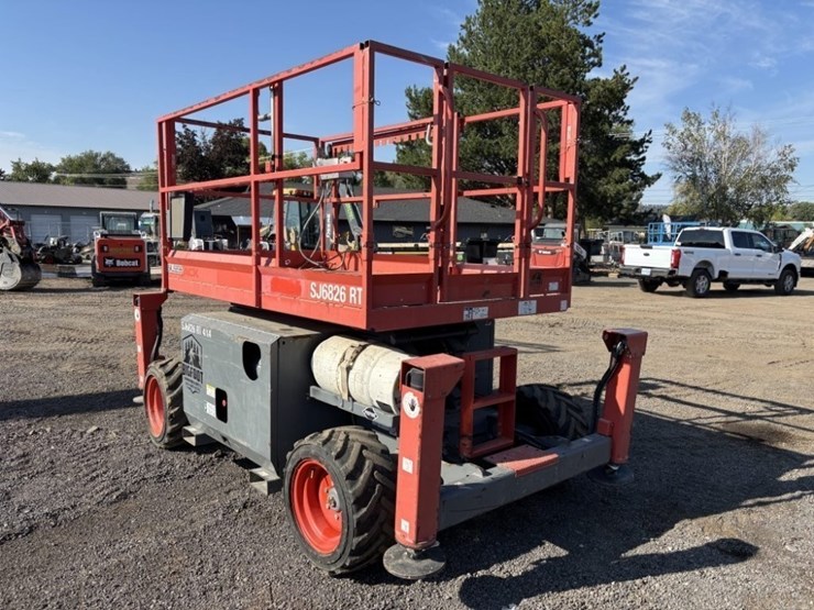 skyjack-sj6826rt-image-3