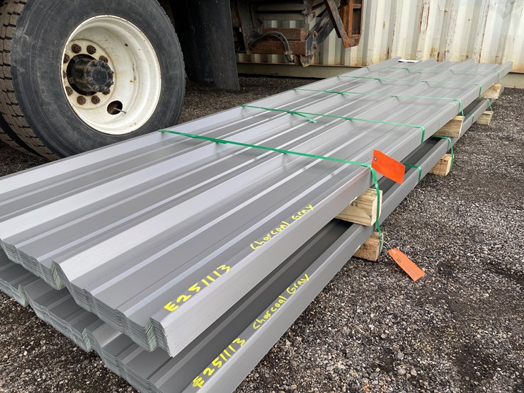 #1239-•-12'-sheets-of-steel-siding-image-1