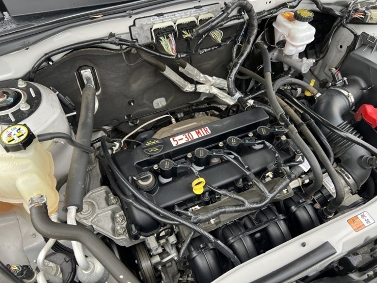 2009-ford-escape-image-12