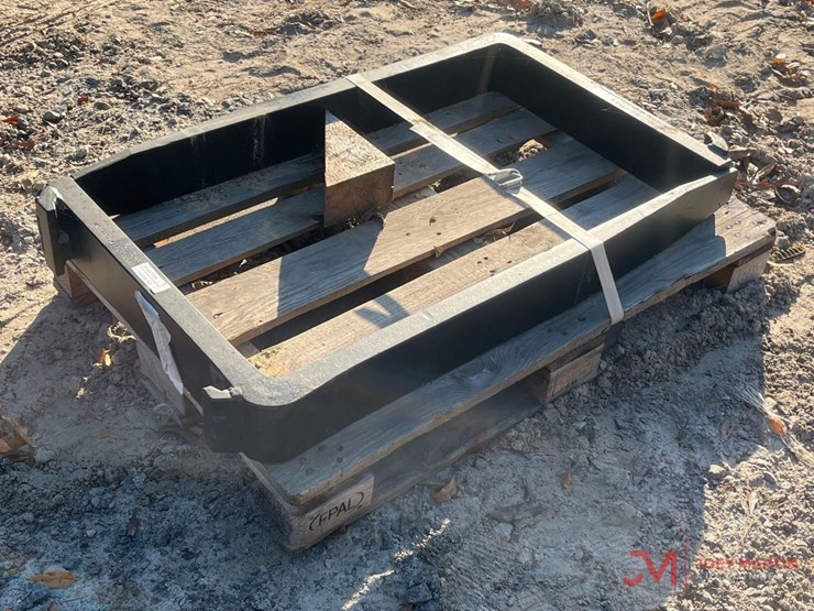 (2)-43"-x-5"-forklift-forks-image-1