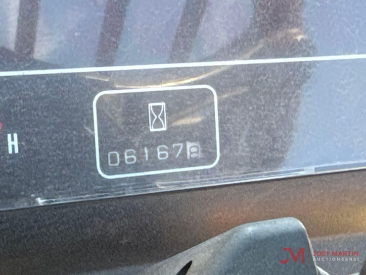 caterpillar-gc25k-image-17