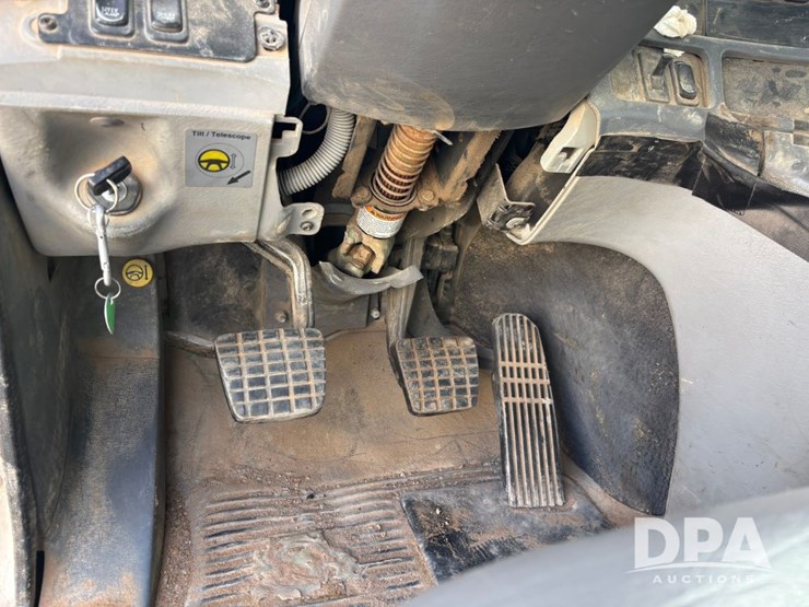 2006-freightliner-day-cab-truck-(gp12099,-unit-802)-image-73