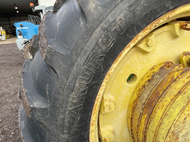 john-deere-4020-image-15