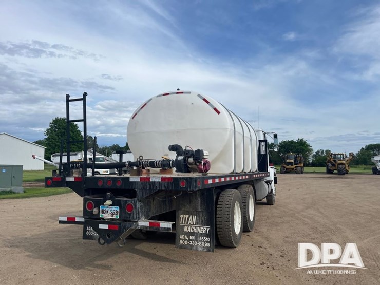 1993-white-gmc-liquid-truck-(dr8592-unit-129952)-image-10