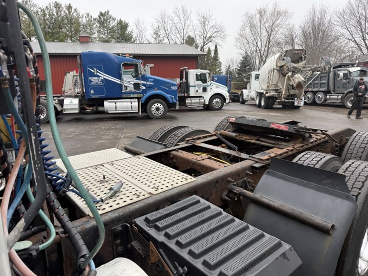 2005-international-8600-image-29