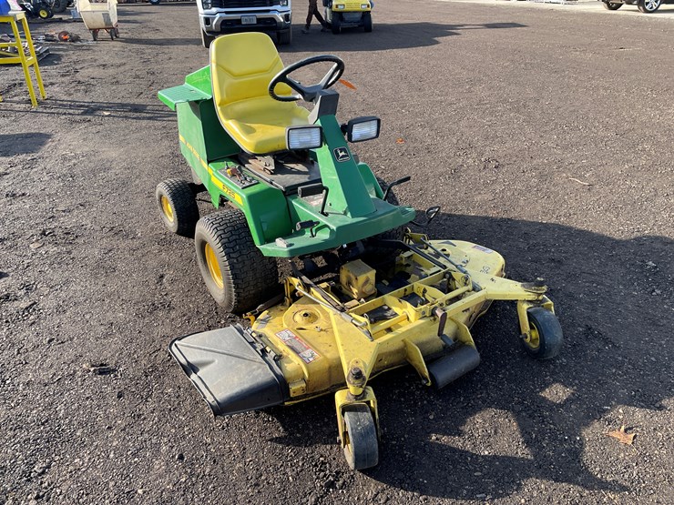 john-deere-f725-image-3