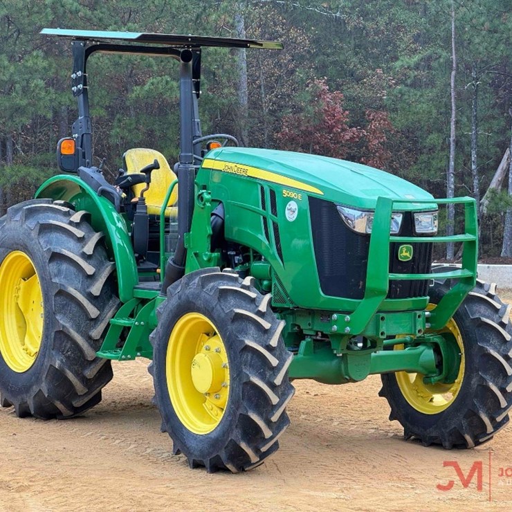 2022 JOHN DEERE 5090E