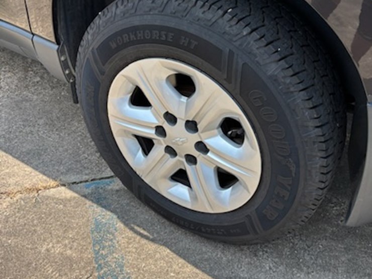 2016-traverse-ls-(njp421)-image-14