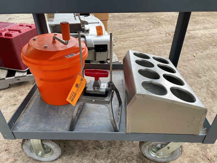 #3022-•-silverware-holder,-industrial-food-chopper-and-more-image-1