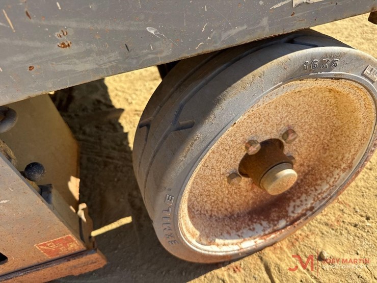 2014-skyjack-sjiii4626-image-15