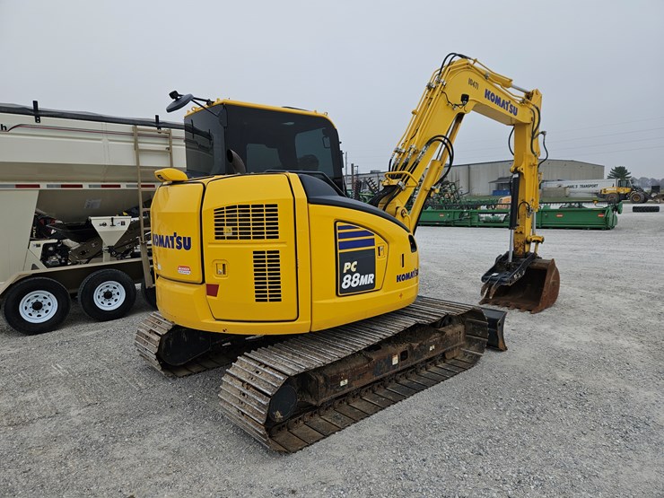2022-komatsu-pc88mr-11-image-18