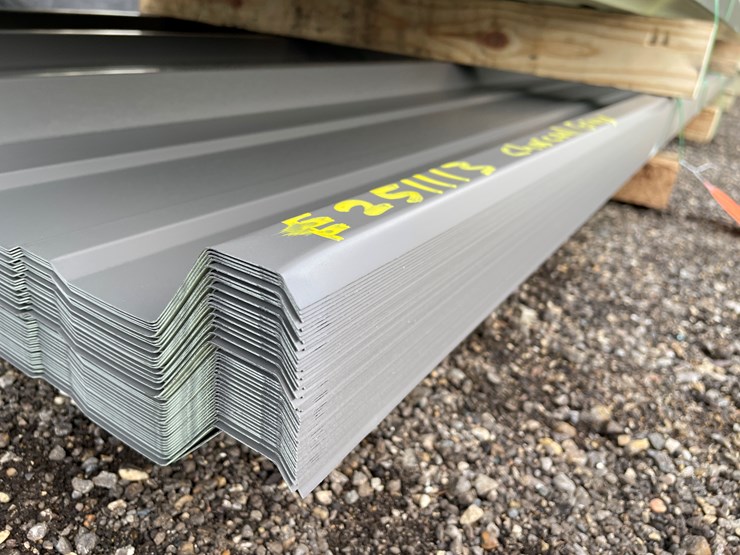 #1240-•-12'-sheets-of-steel-siding-image-2