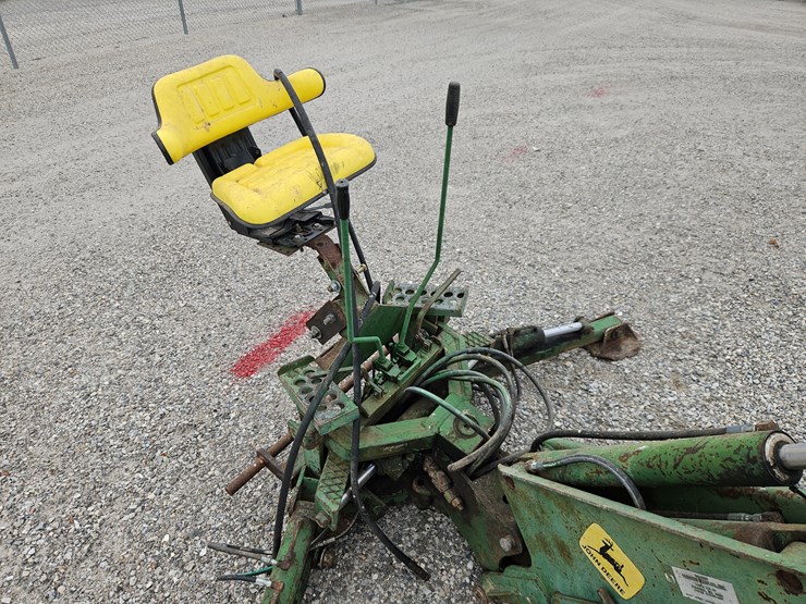 #205005-•-john-deere-backhoe-attachment-image-3