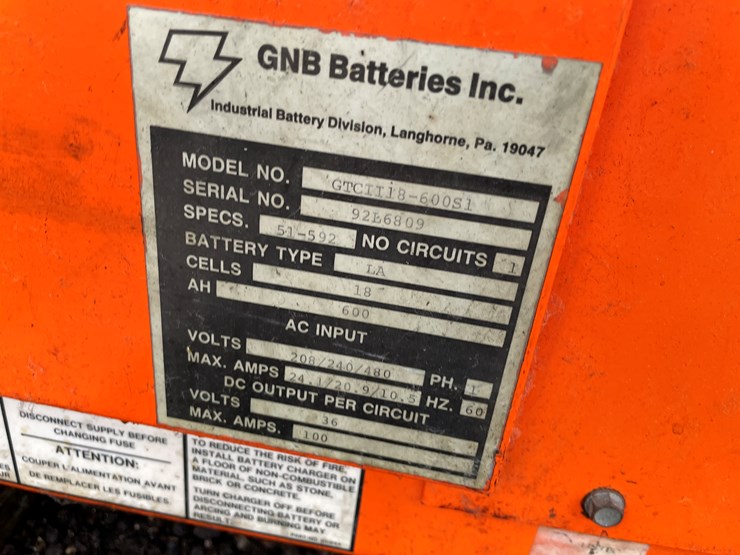 #1094-•-yale-3,000lbs-electric-forklift-image-14